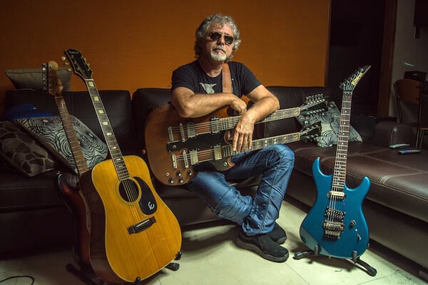 NICKY SCAROLA en vivo este 16 de abril!