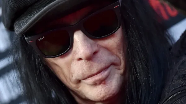 Mick Mars - Motley Crue